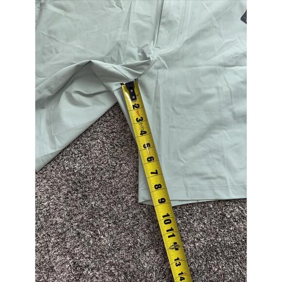 Callaway Golf Shorts Jadeite Green Poly Blend Athletic Golfwear Sz 38 - Picture 3 of 4